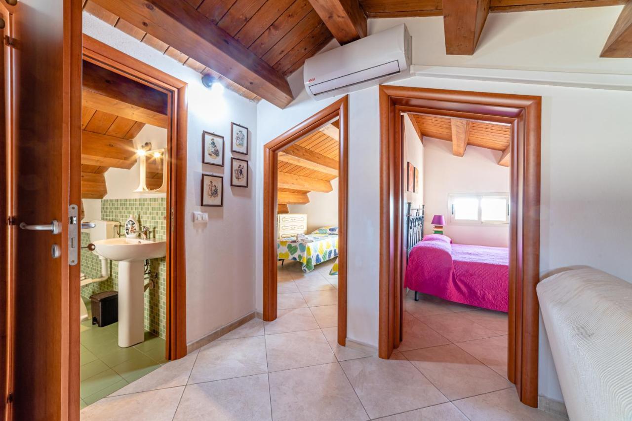 شقة Casa Angela سانتا كروتْشّي كاميرينا المظهر الخارجي الصورة